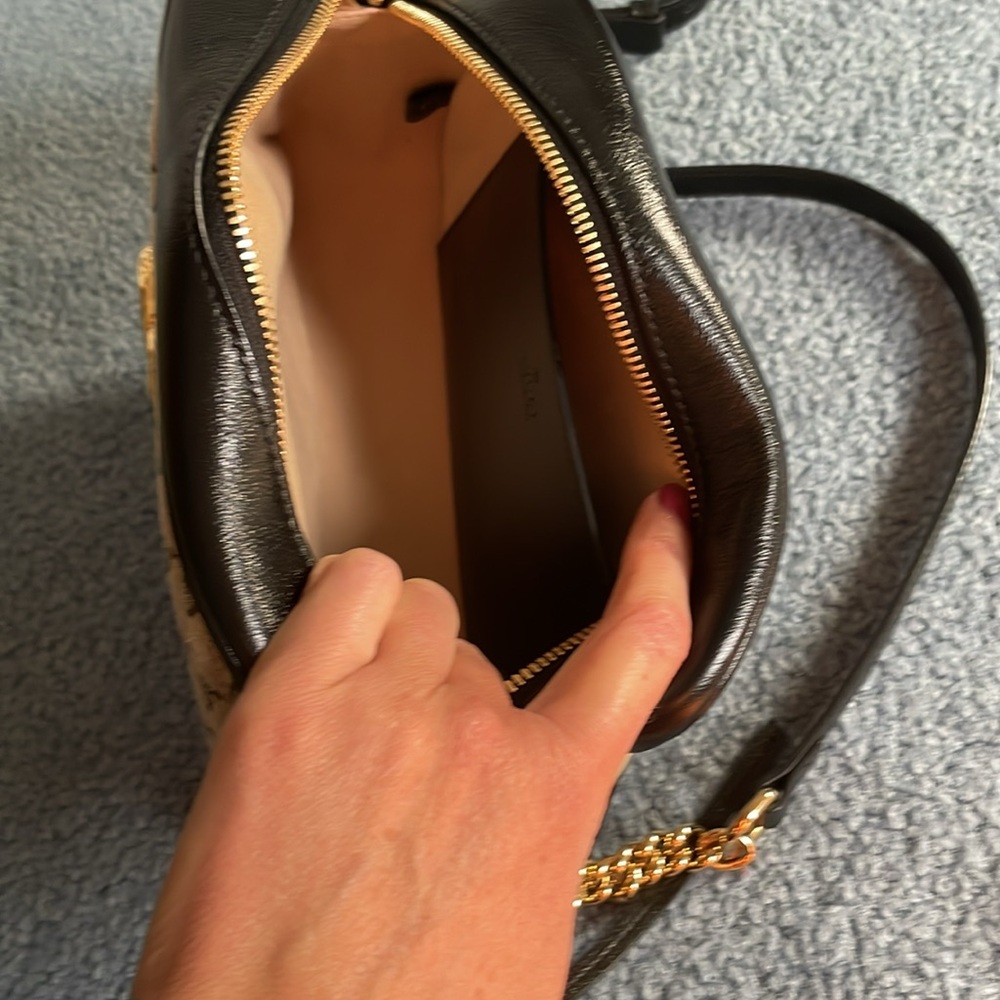 Brand New! Authentic Gucci Marmont Crossbody - Picture 7 of 12